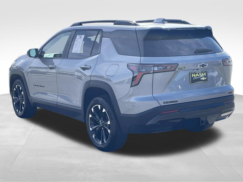 Used 2025 Chevrolet Equinox RS image 5
