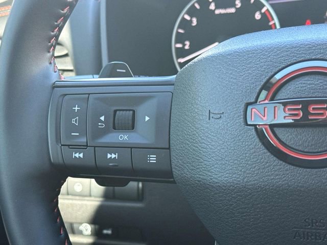 Certified 2025 Nissan Rogue SV image 11