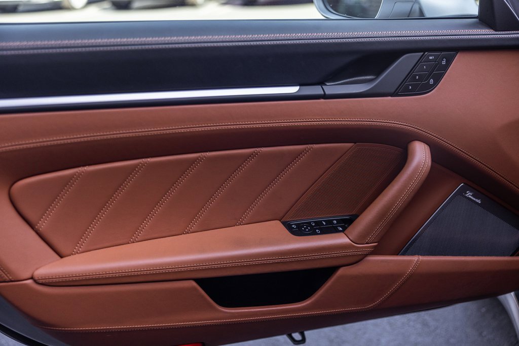 Used 2025 Porsche 911 Carrera GTS image 14