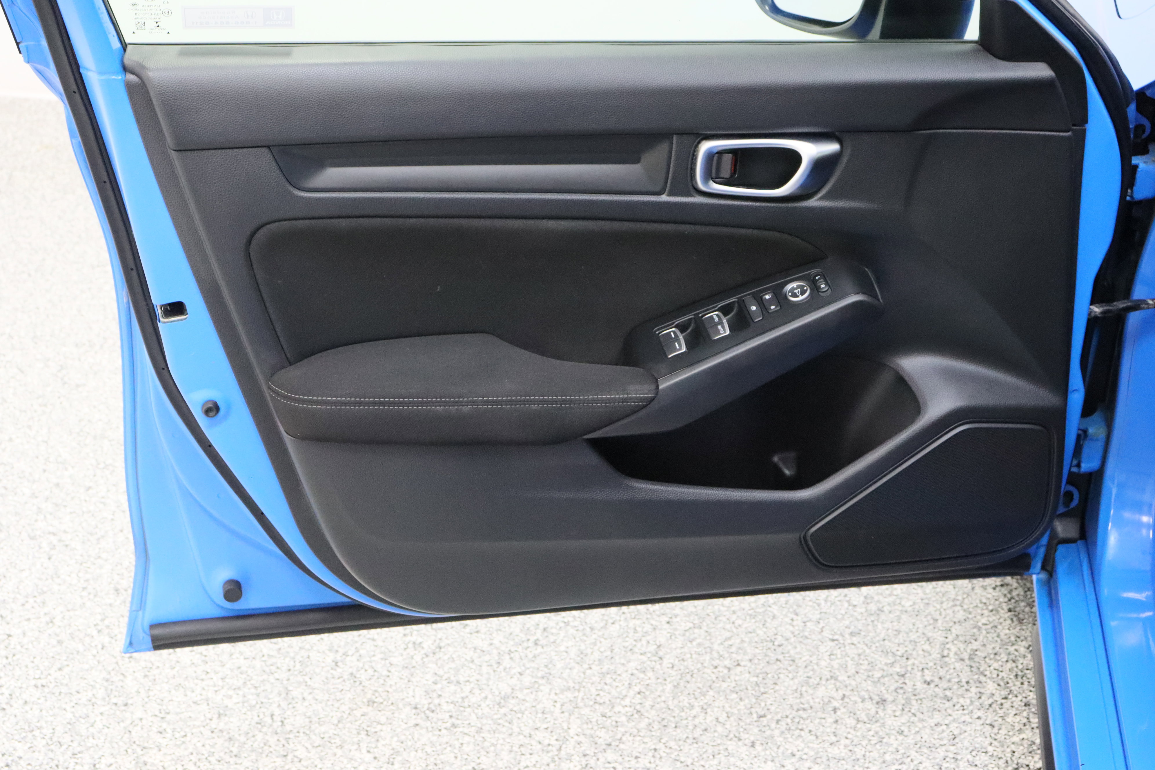 Used 2022 Honda Civic Sport image 11