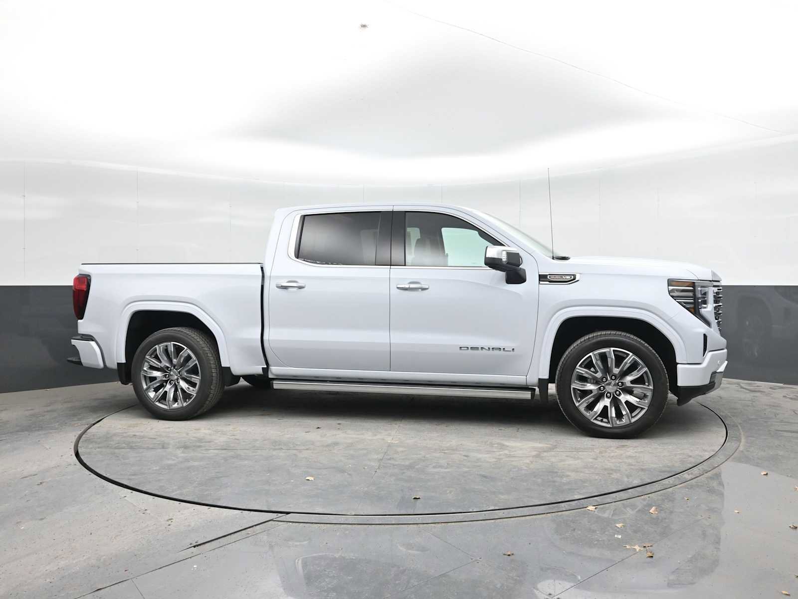 New 2026 GMC Sierra 1500 Denali image 8
