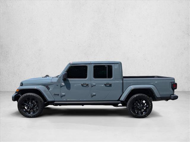 Used 2024 Jeep Gladiator Sport AWD/4WD image 9