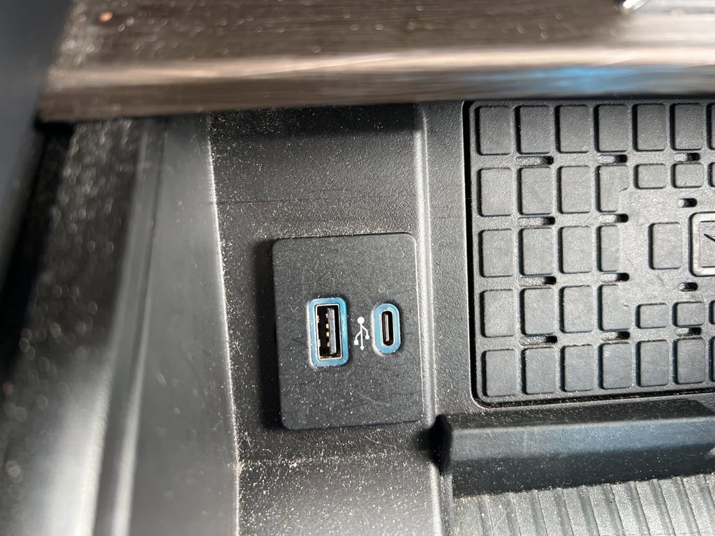 Used 2024 Ford Expedition Limited image 21