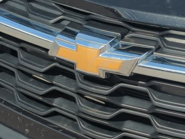 Used 2025 Chevrolet Trax LT FWD image 12