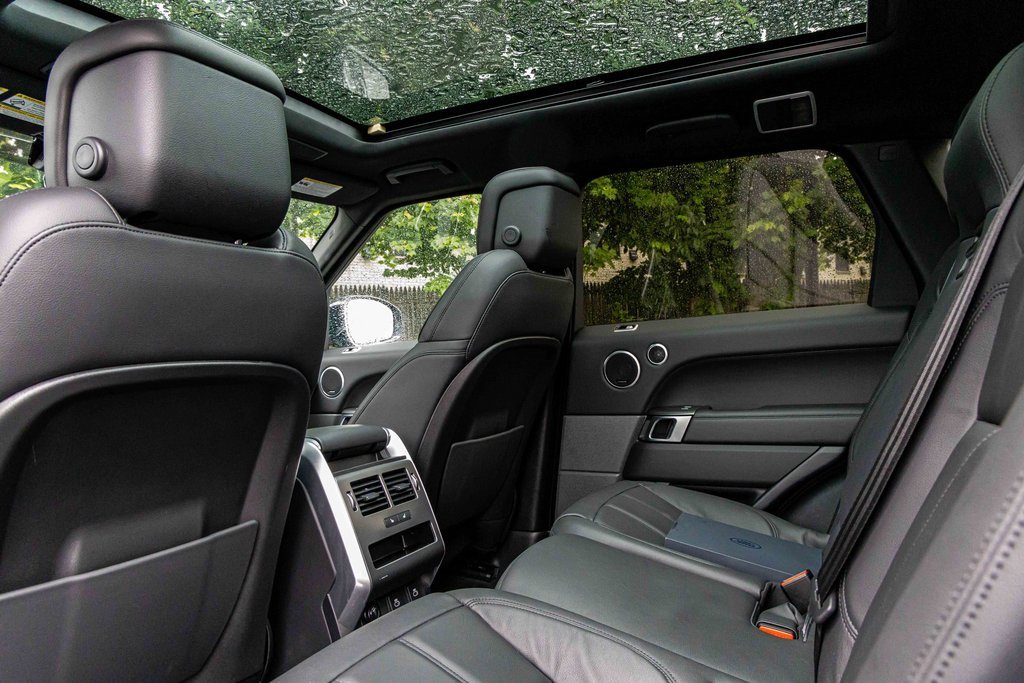 Used 2022 Land Rover Range Rover Sport SE image 24