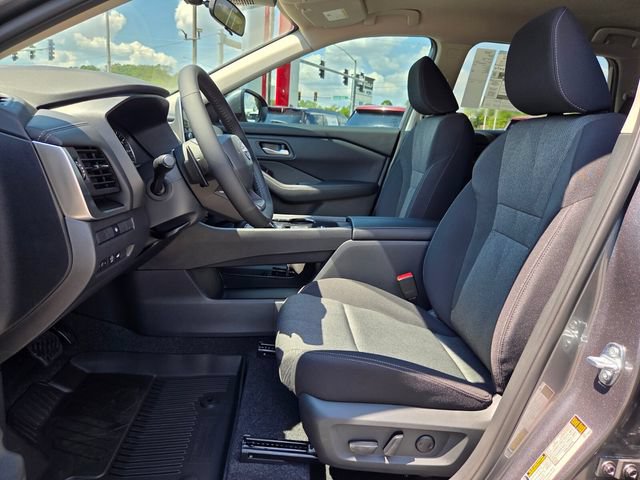 New 2026 Nissan Rogue SV FWD image 7