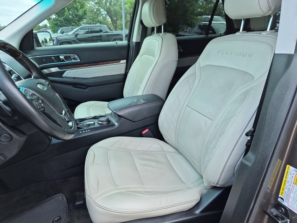 Used 2016 Ford Explorer Platinum AWD/4WD image 21