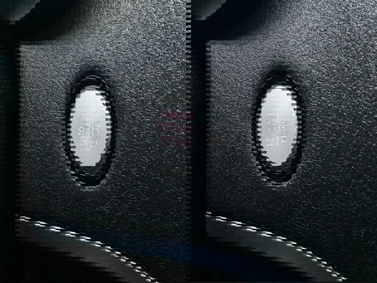 Used 2020 Kia Stinger GT-Line w/ Sun & Sound Package image 21