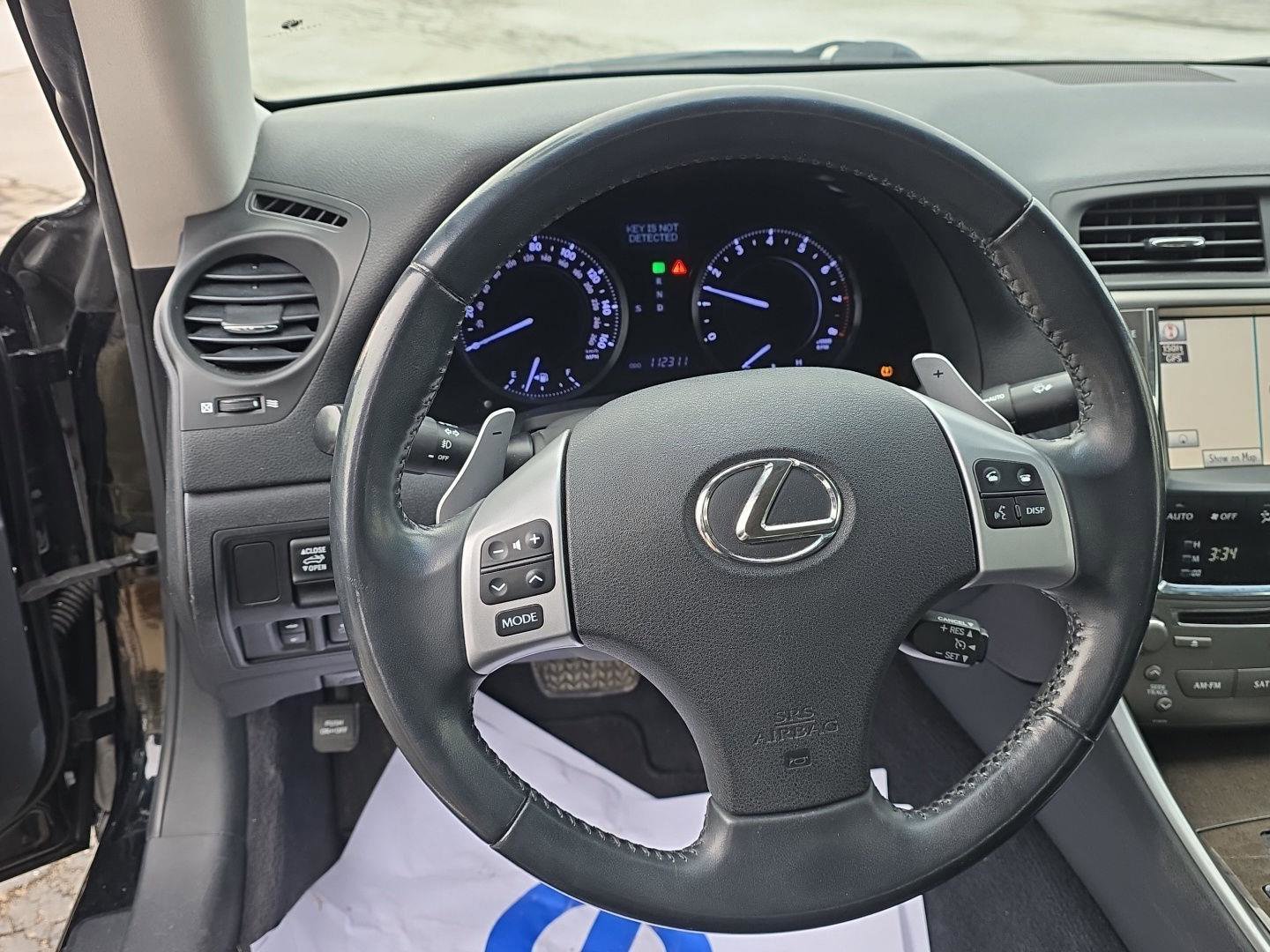 Used 2012 Lexus IS 250C image 14