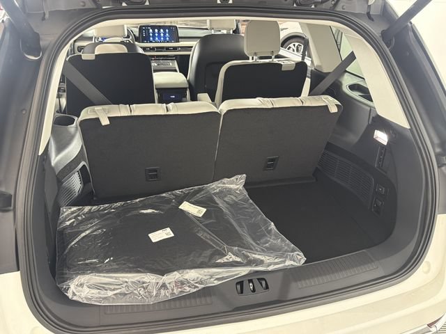 New 2026 Lincoln Aviator AWD image 25