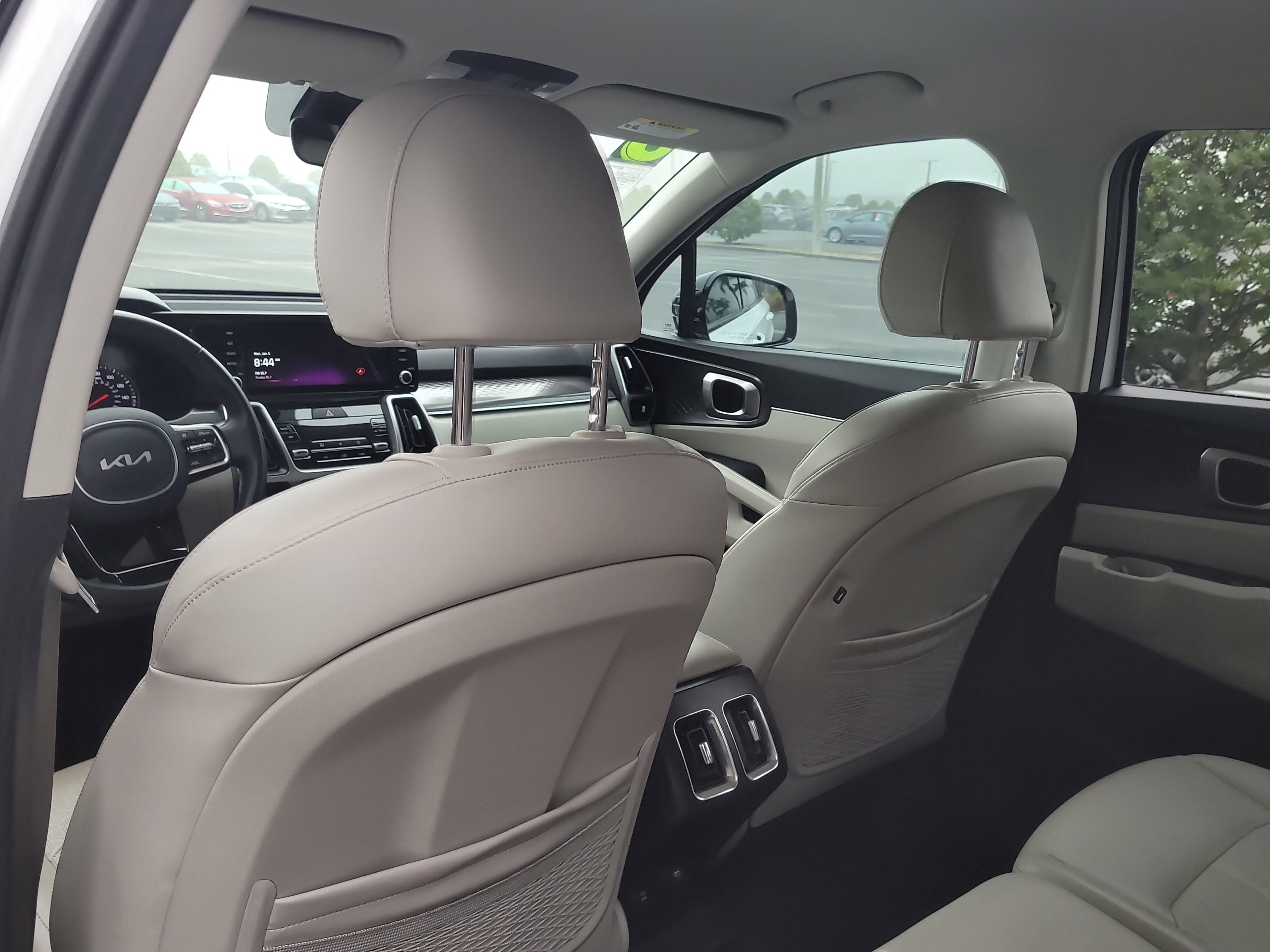 Used 2023 Kia Sorento S image 13