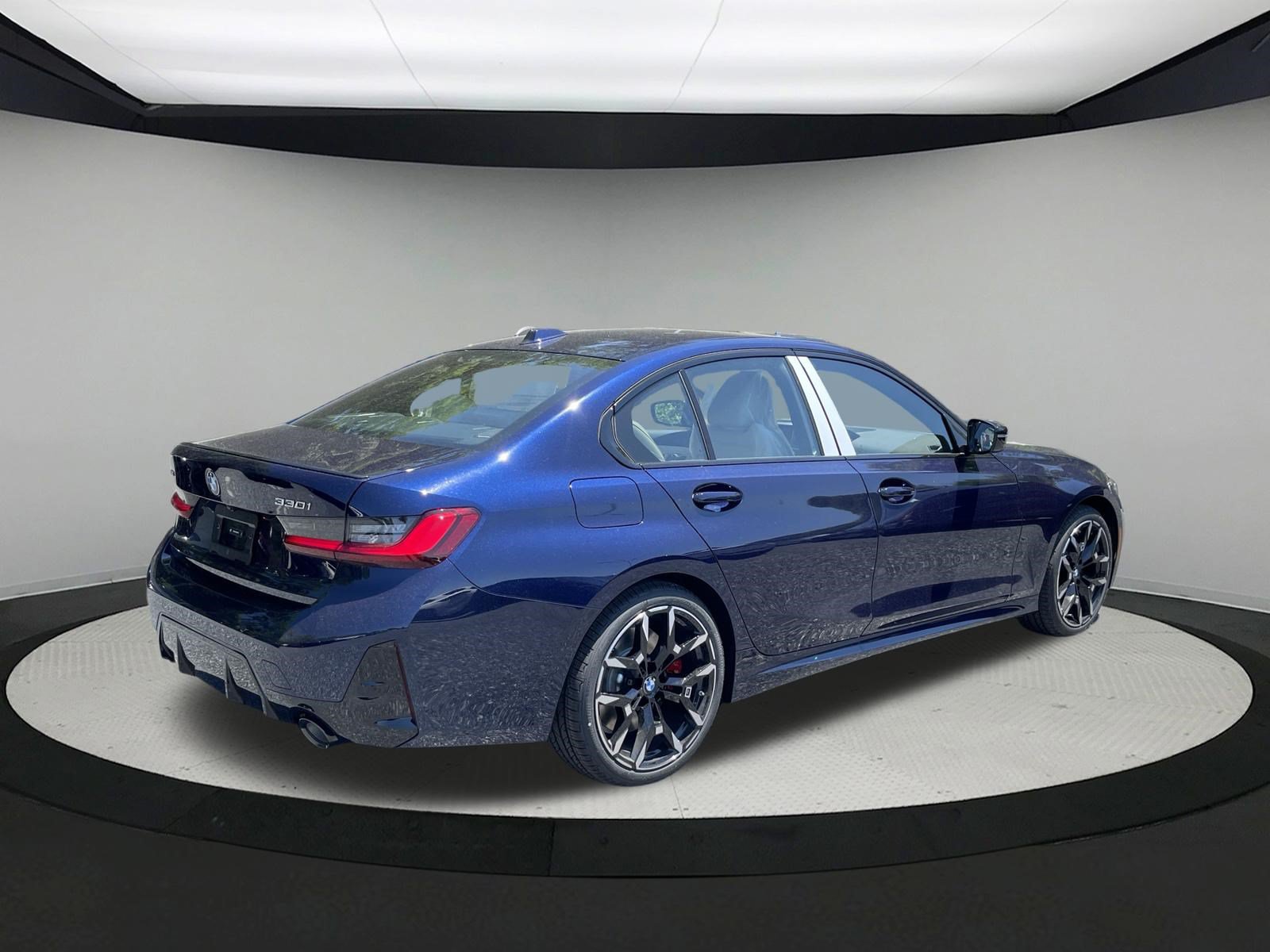 Used 2026 BMW 330i xDrive Sedan w/ M Sport Package AWD/4WD image 6