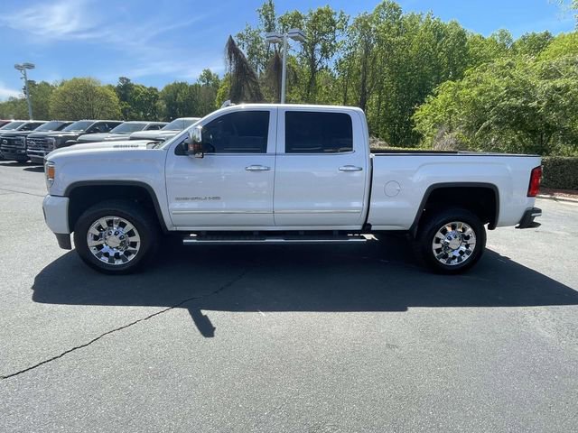 Used 2019 GMC Sierra 2500 Denali w/ Duramax Plus Package AWD/4WD image 31