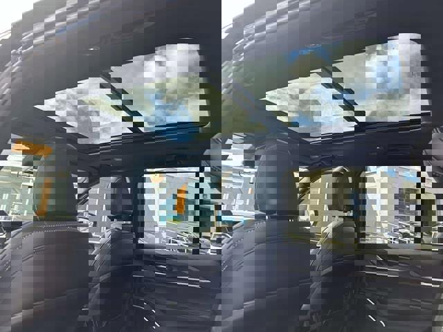 New 2025 Jeep Grand Cherokee Limited w/ Black Appearance Package image 5