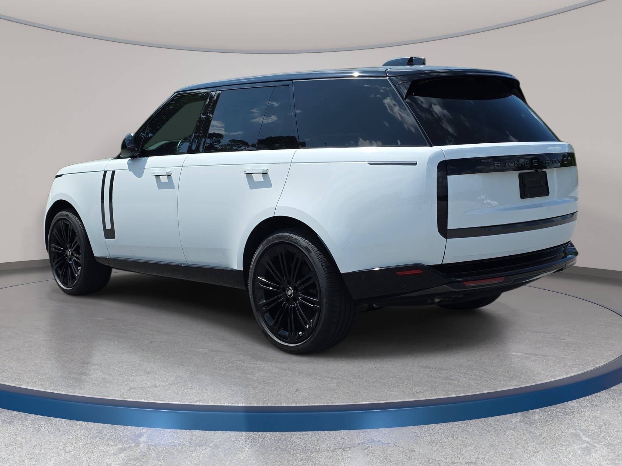 Certified 2025 Land Rover Range Rover SE AWD/4WD image 7