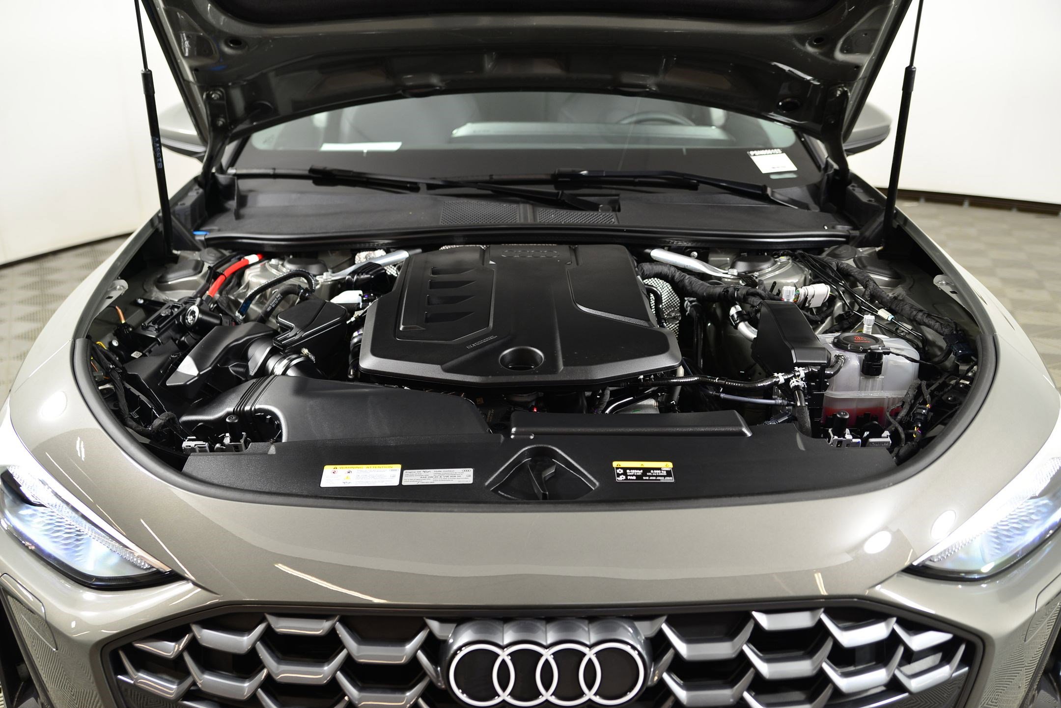 Certified 2025 Audi A5 2.0T Premium w/ Convenience Package image 16