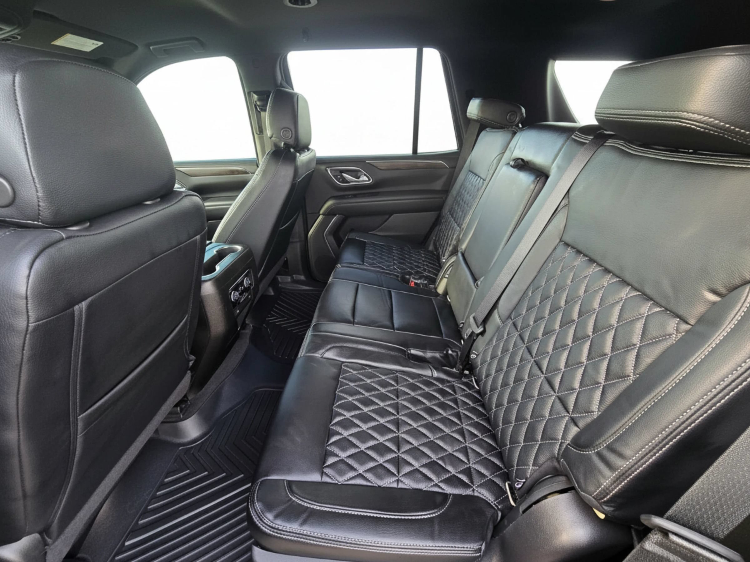 Used 2022 Chevrolet Tahoe LS RWD image 11