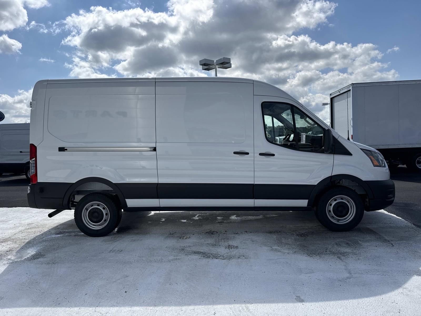 New 2026 Ford Transit 250 148 Medium Roof w/ Load Area Protection Package RWD image 2