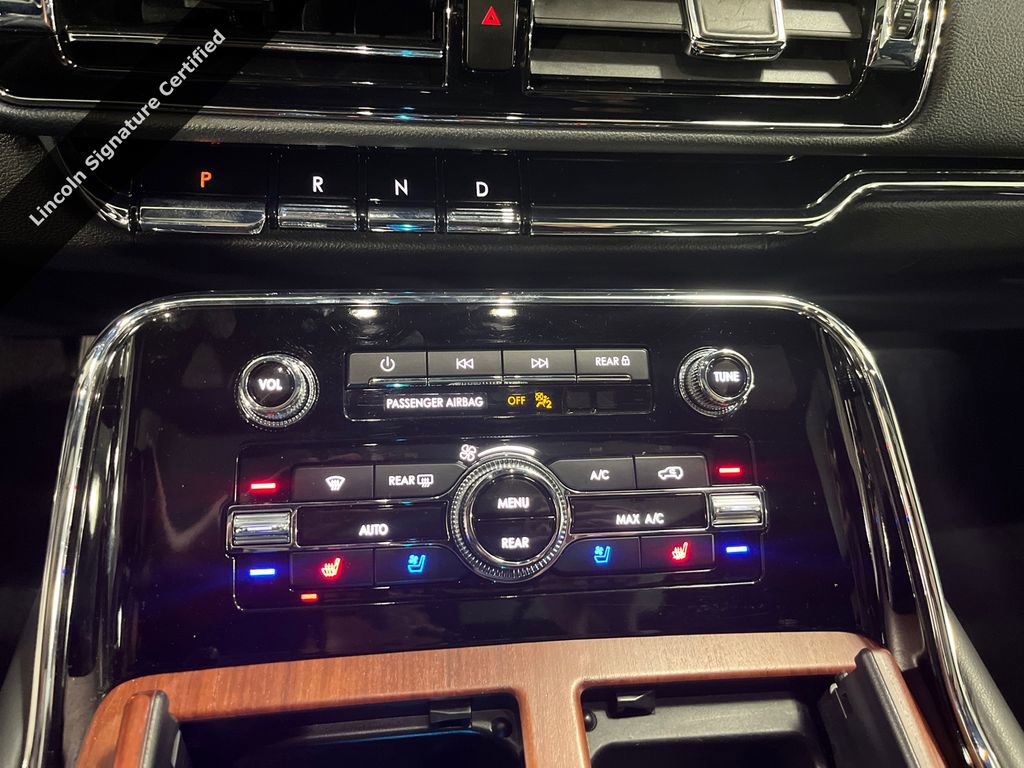 Used 2023 Lincoln Navigator L Reserve image 18