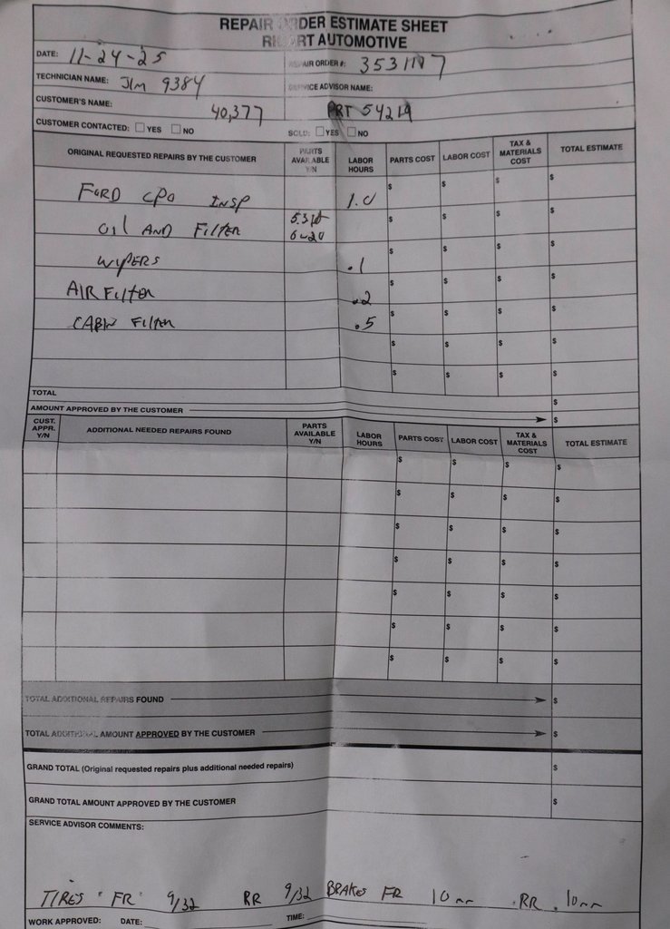 Used 2022 GMC Terrain SLT w/ LPO, Floor Liner Package image 4