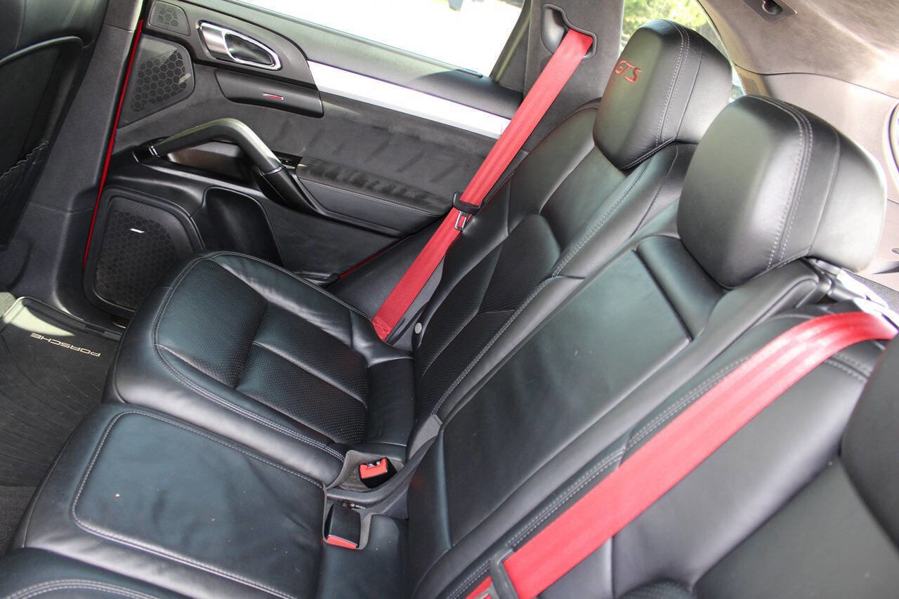 Used 2016 Porsche Cayenne GTS AWD/4WD image 38