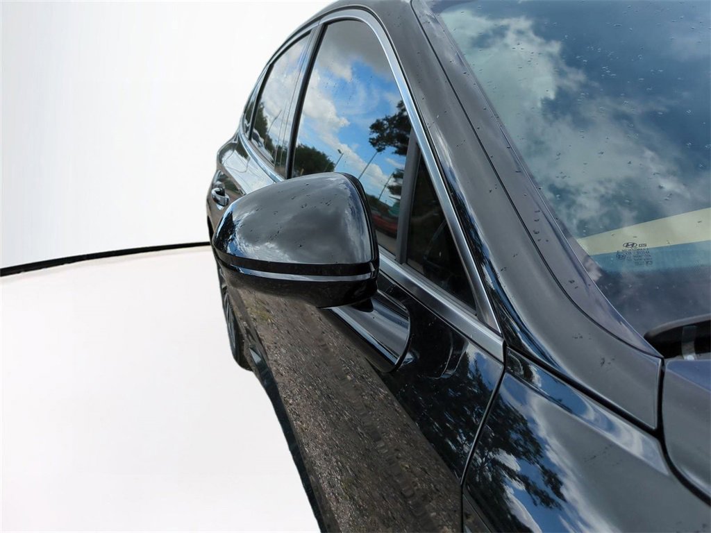 New 2025 Hyundai Sonata Limited image 12