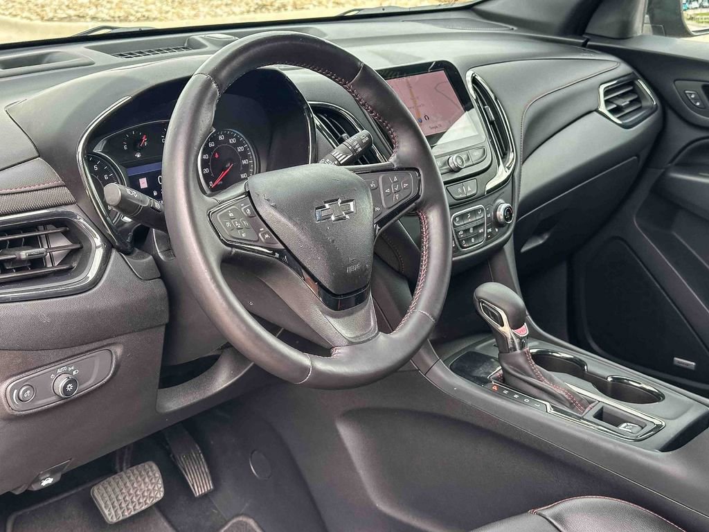 Certified 2022 Chevrolet Equinox RS w/ RS Leather Package image 12