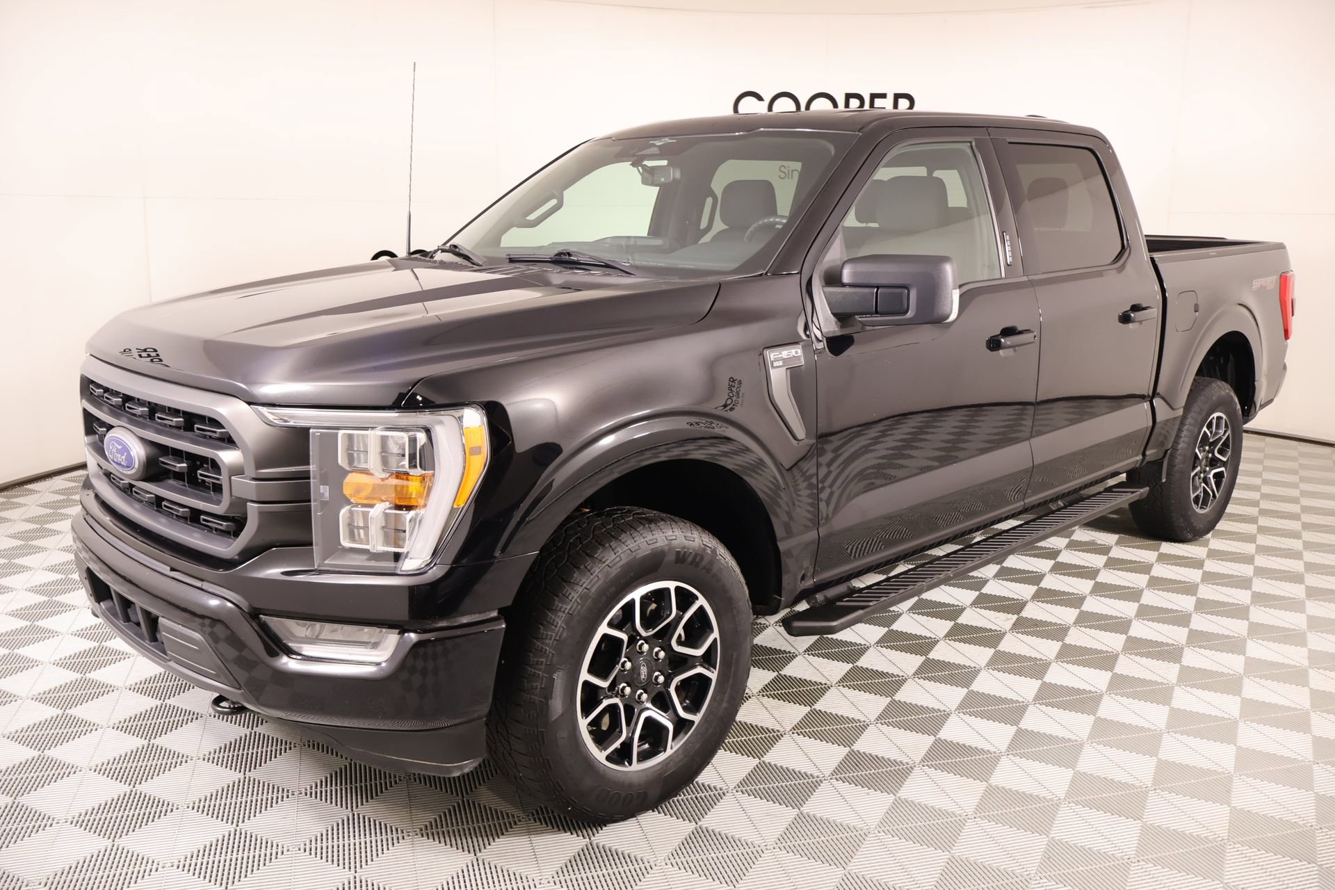 Used 2023 Ford F150 XLT w/ Equipment Group 302A High AWD/4WD image 12