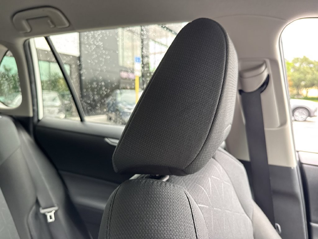 Used 2024 Toyota RAV4 XLE FWD image 20