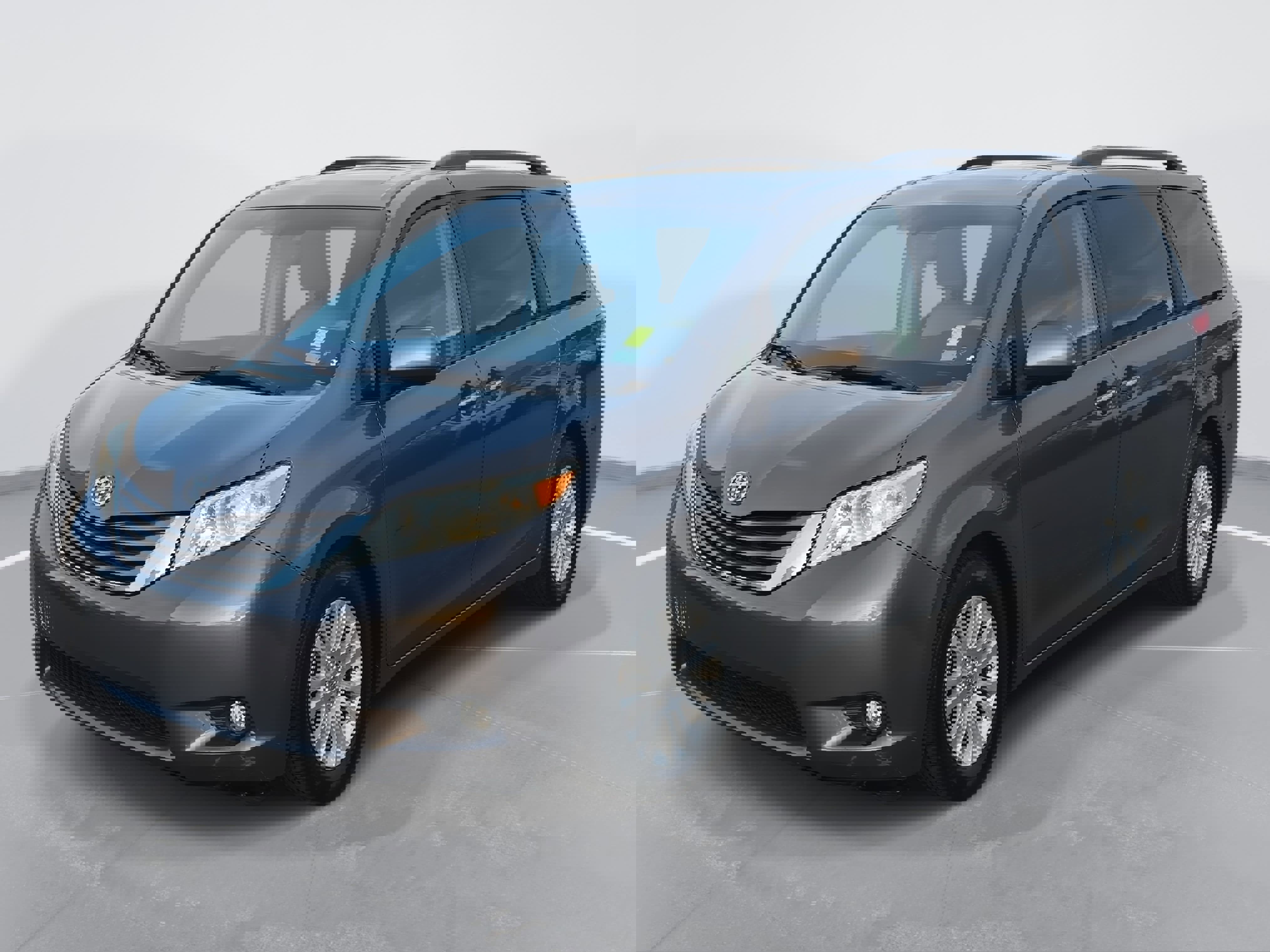 Used 2011 Toyota Sienna XLE image 1