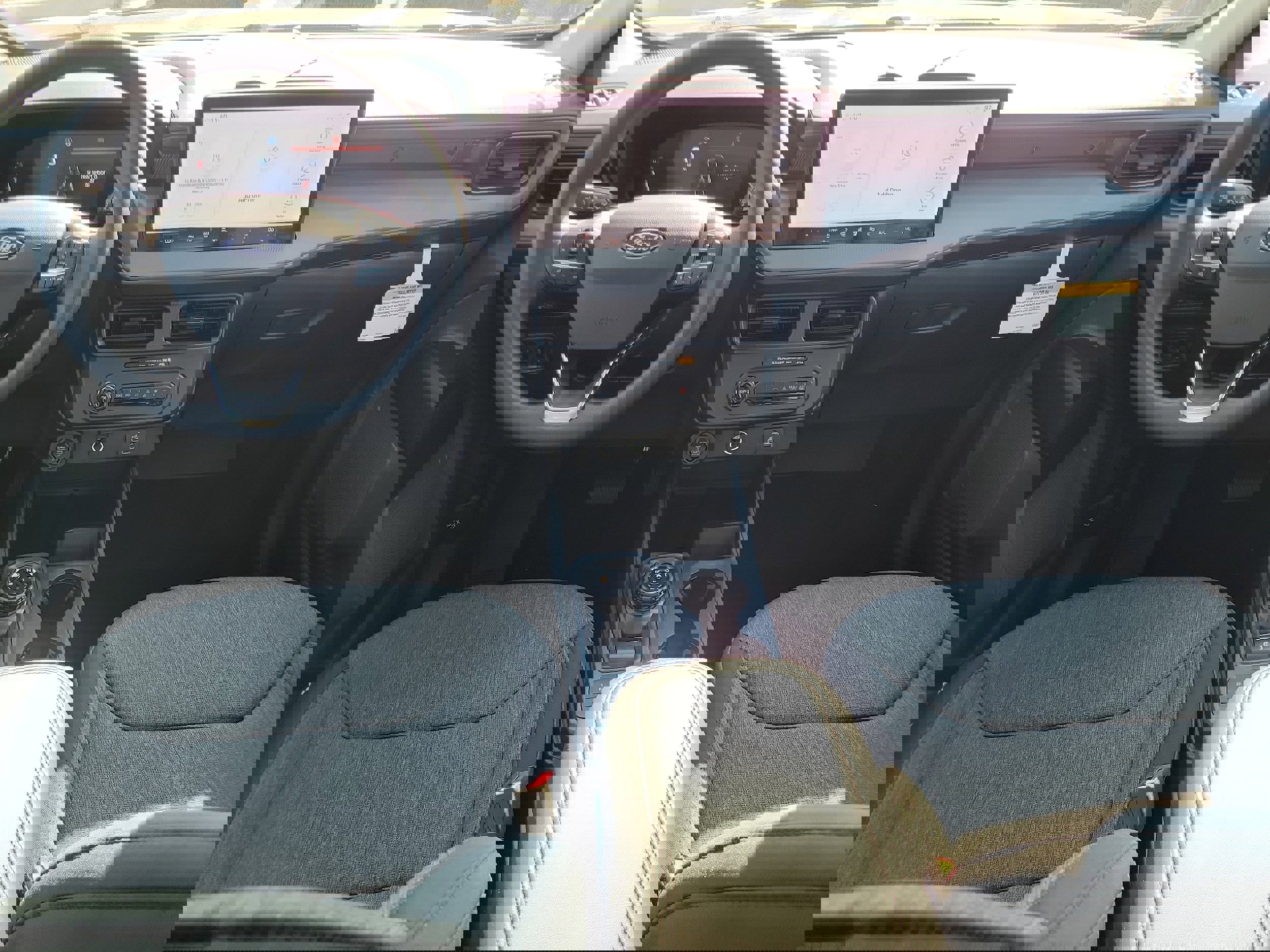 New 2025 Ford Maverick XLT w/ Black Appearance Package image 12