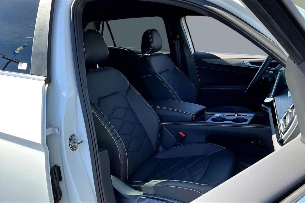 New 2026 Volkswagen Atlas Cross Sport SE image 27