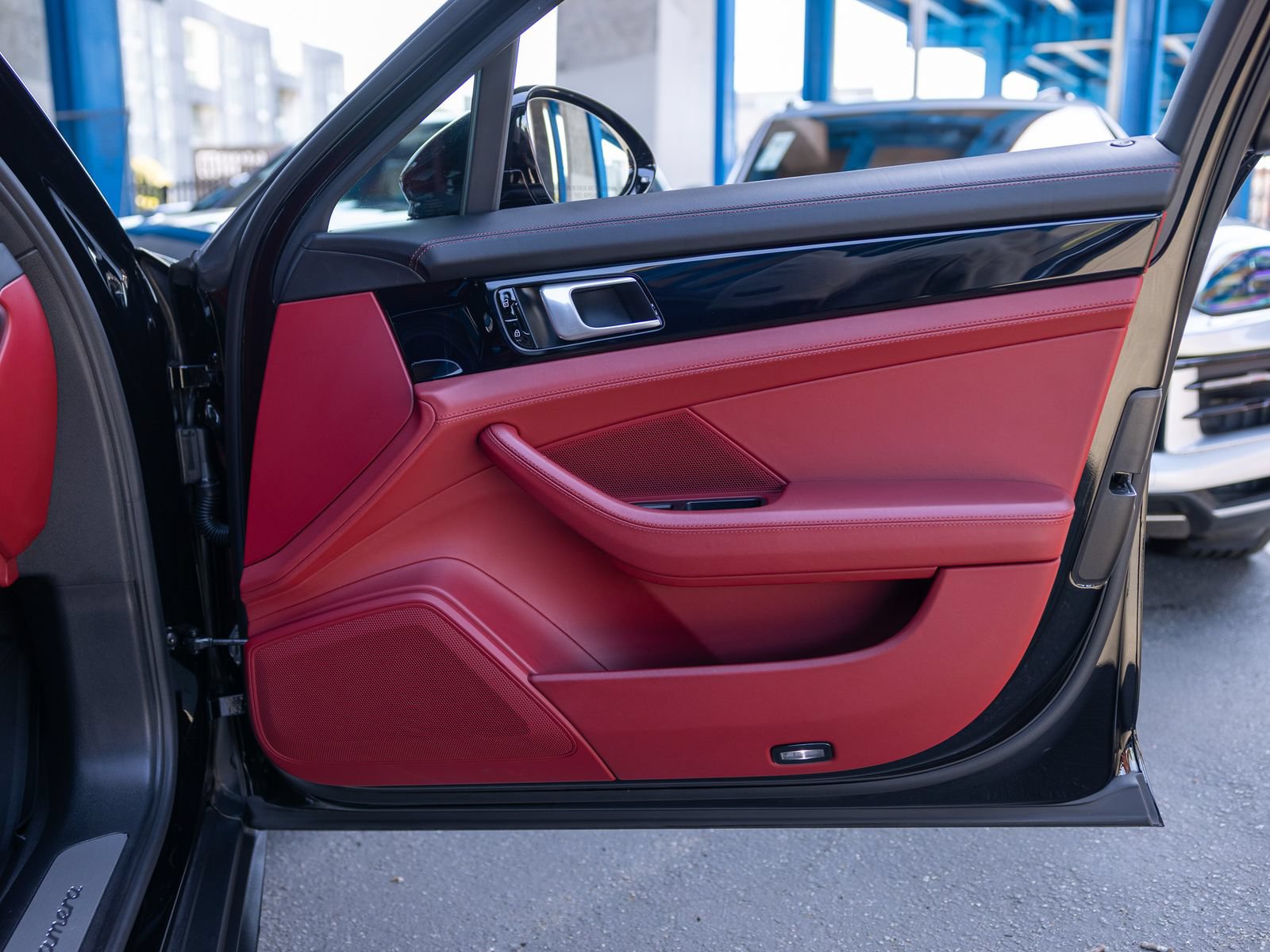 Certified 2020 Porsche Panamera image 50