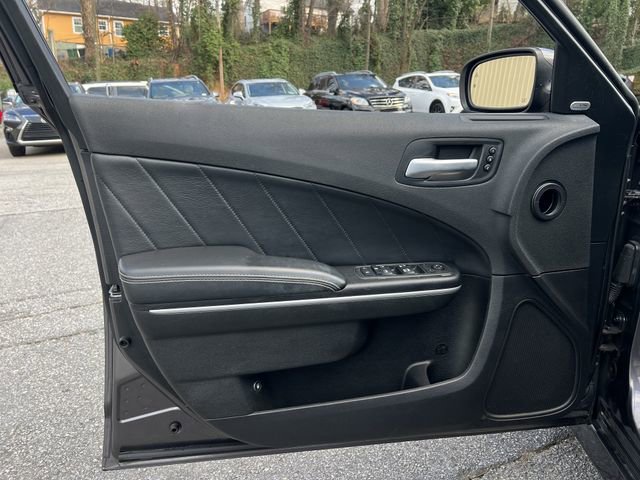 Used 2018 Dodge Charger SRT w/ Technology Group image 11