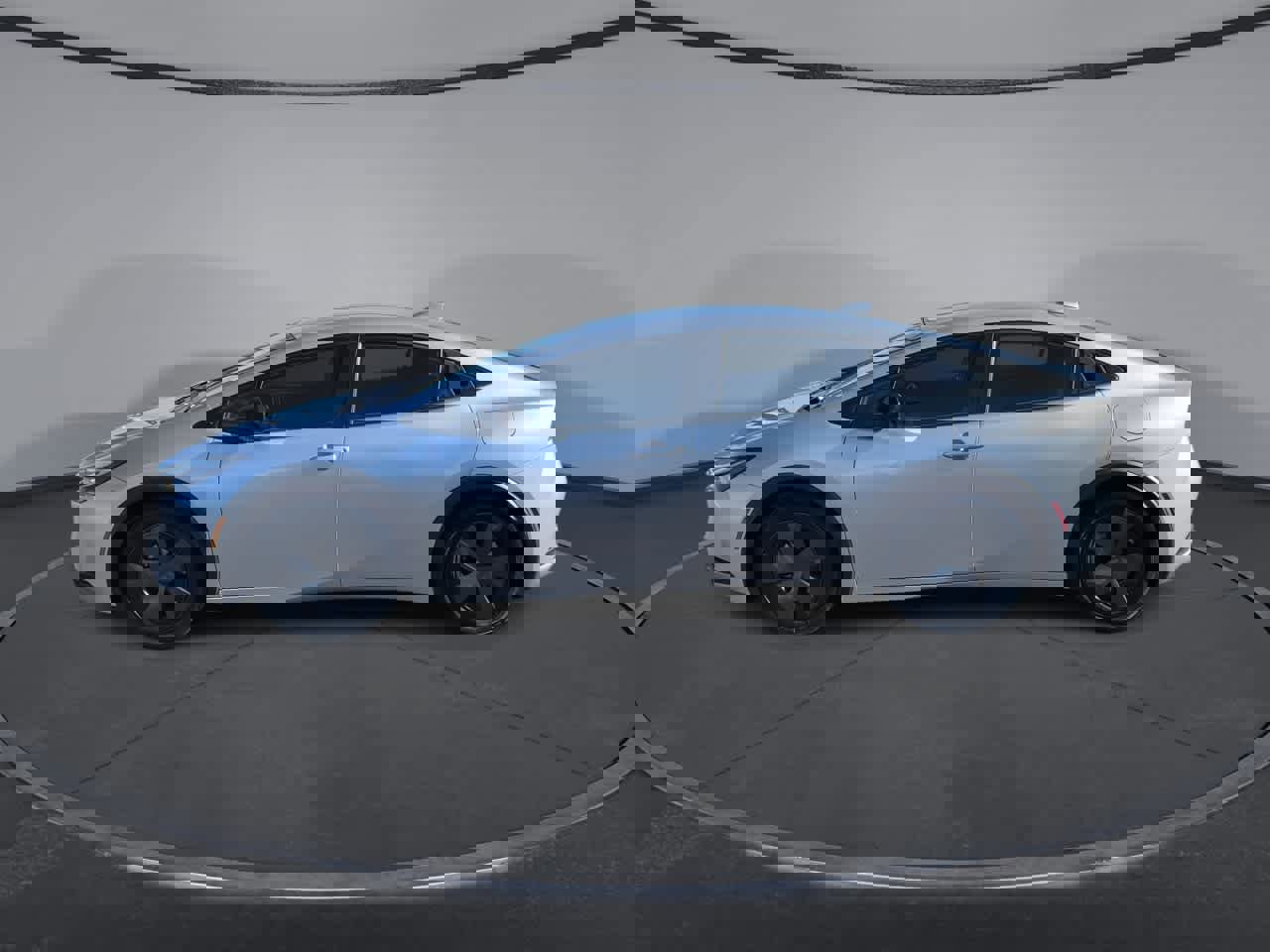 Used 2024 Toyota Prius Prime SE image 5