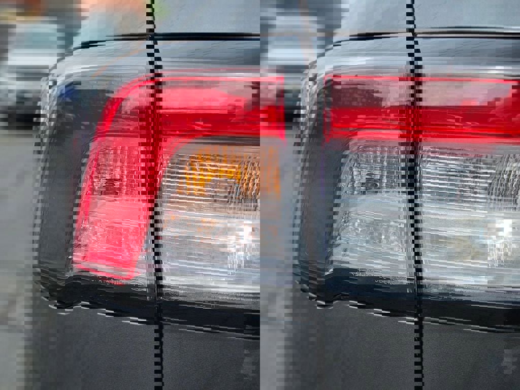 Used 2022 Ford Escape SE image 9