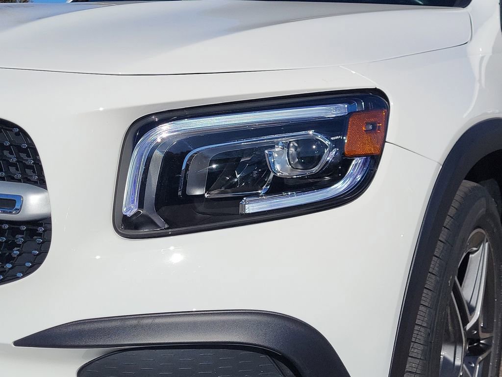 Certified 2022 Mercedes-Benz GLB 250 4MATIC image 8