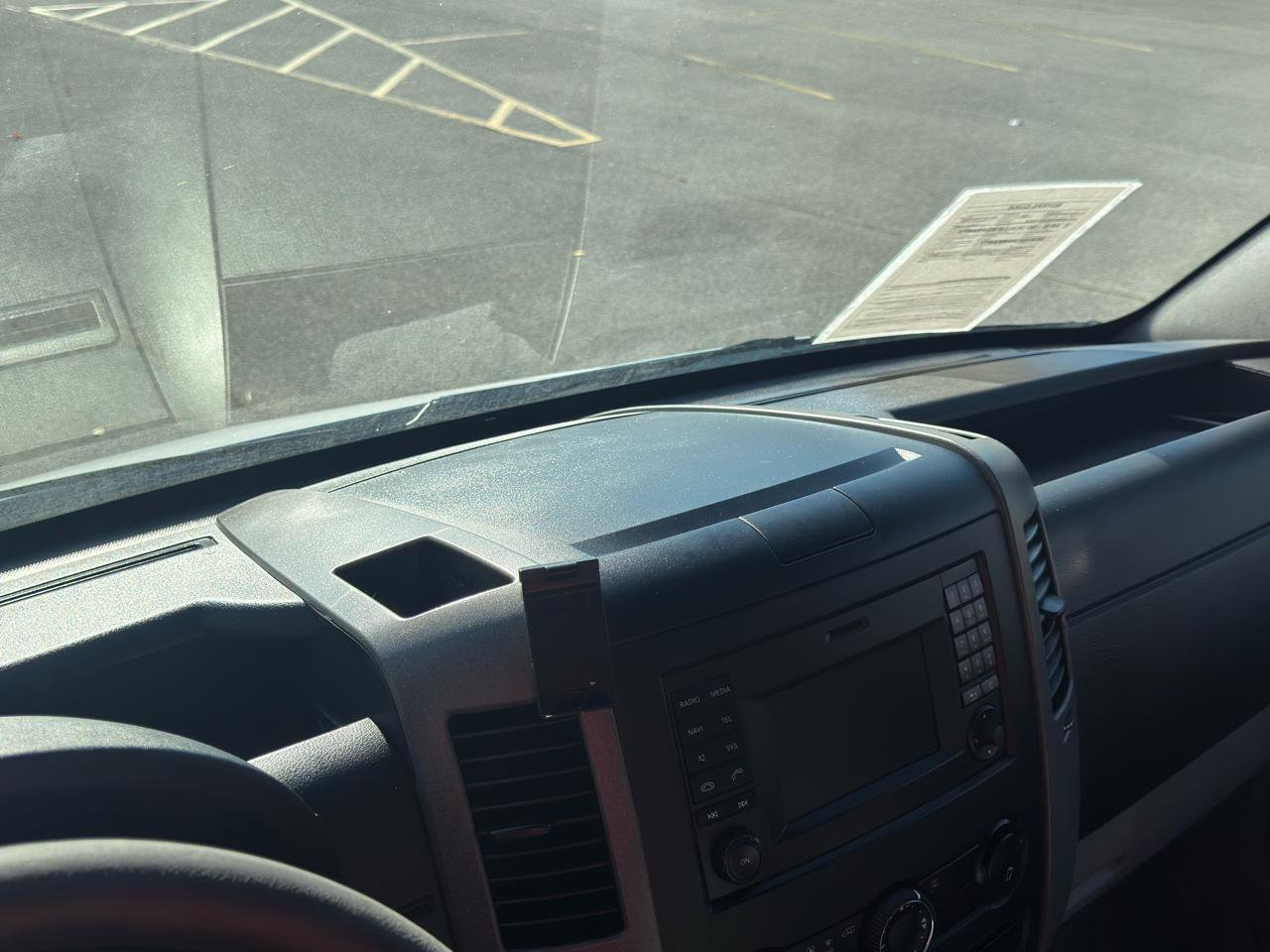 Used 2014 Mercedes-Benz Sprinter 2500 image 21