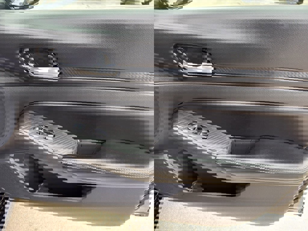 Used 2024 Nissan Altima 2.5 SV image 29