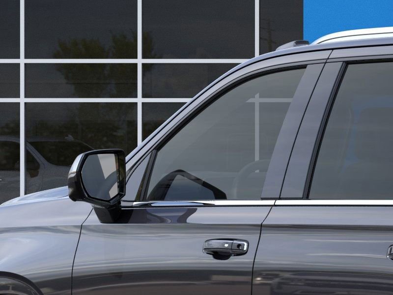 New 2026 Chevrolet Suburban Premier image 13