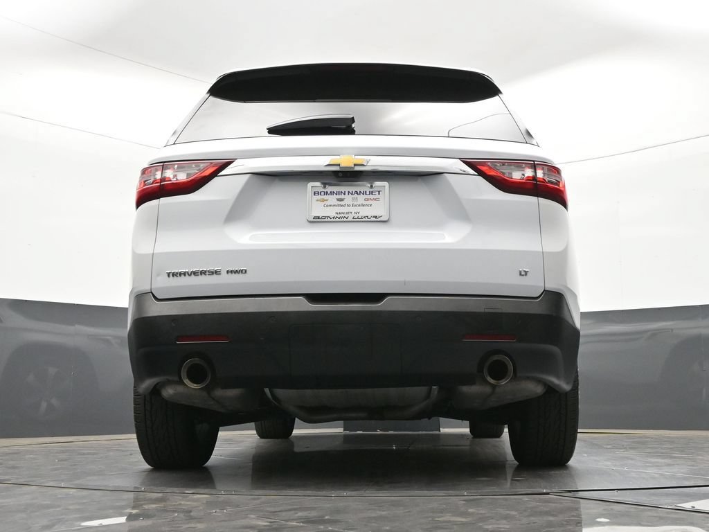 Certified 2020 Chevrolet Traverse LT w/ LT Premium Package AWD/4WD image 27