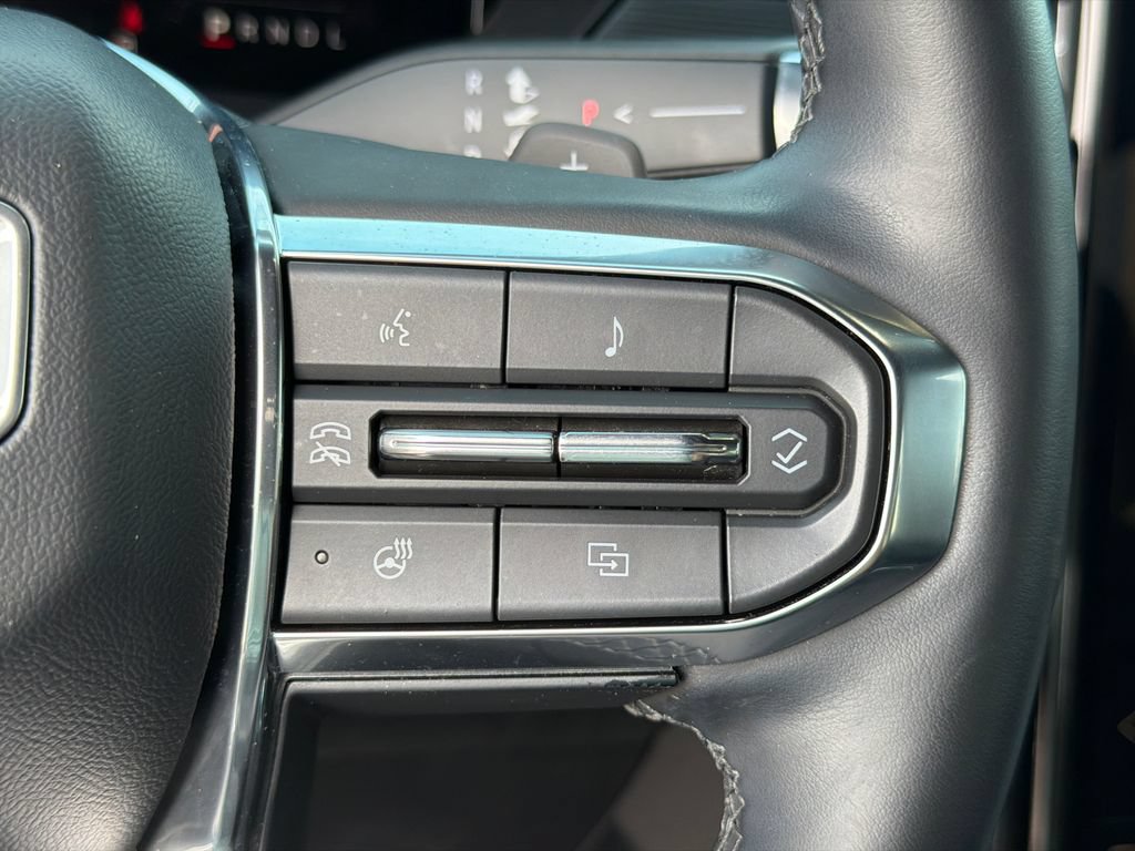 Used 2024 GMC Acadia Elevation w/ Luxury Package FWD image 26
