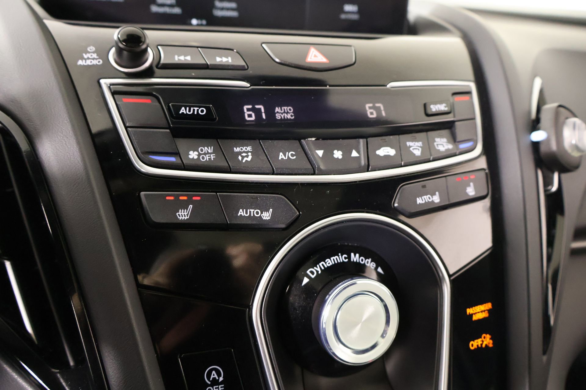 Used 2025 Acura RDX SH-AWD image 7