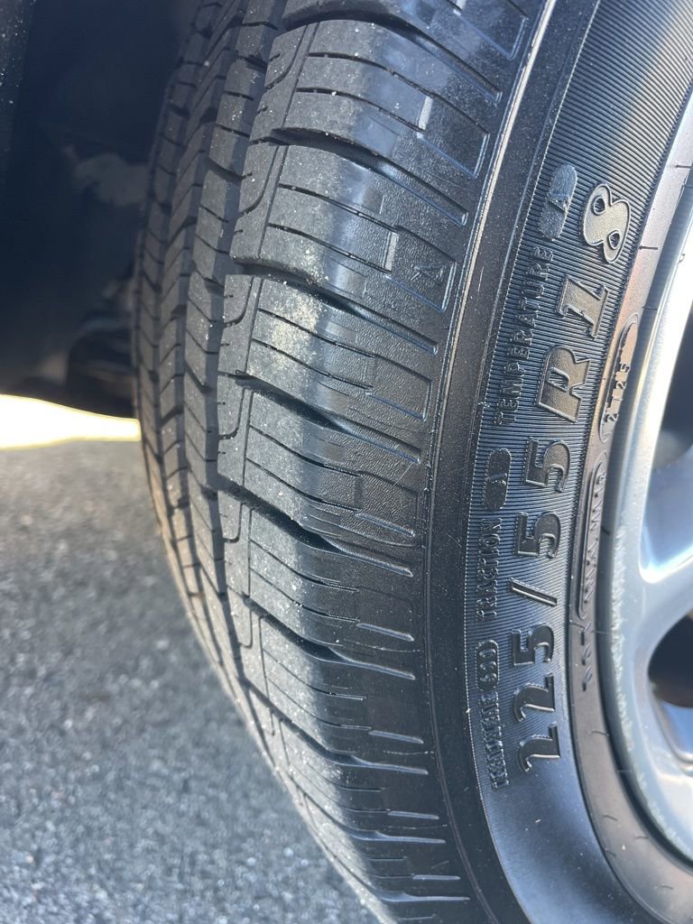 Used 2020 Jeep Compass Limited image 32