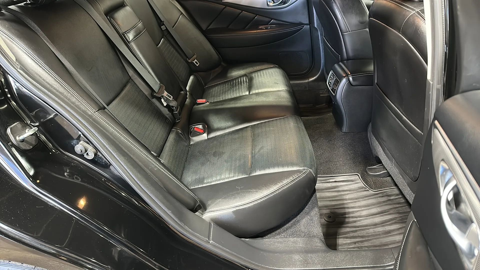 Used 2018 INFINITI Q50 Sport image 14