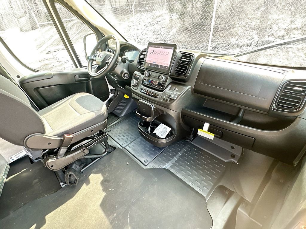 Used 2024 RAM ProMaster 3500 w/ Delivery Van Package image 30