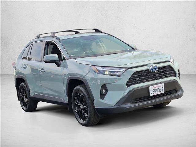 Used 2023 Toyota RAV4 XLE Premium AWD/4WD image 4