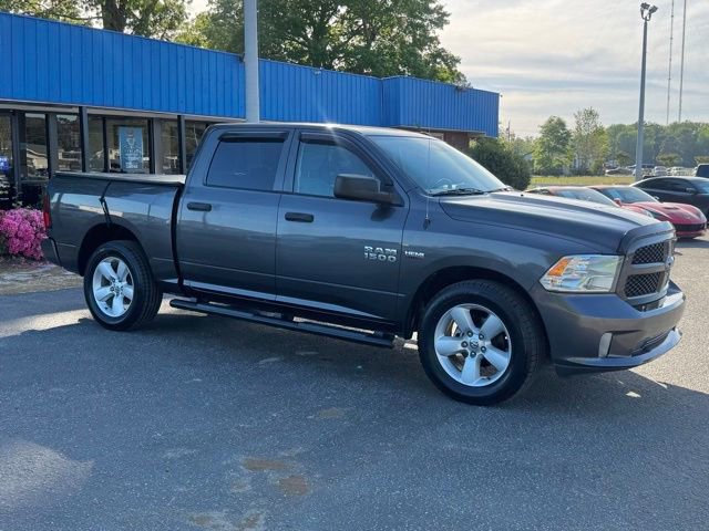 Used 2015 RAM 1500 Express RWD image 7