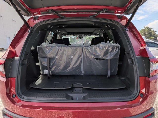 New 2026 Honda Pilot Black Edition image 10