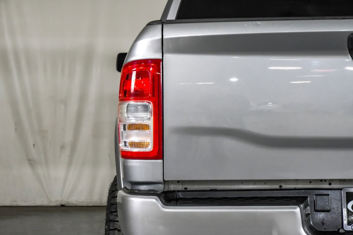 Used 2022 RAM 2500 Tradesman w/ Chrome Appearance Group AWD/4WD image 40